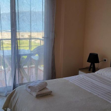 Antea Apartment 3 فلورا المظهر الخارجي الصورة